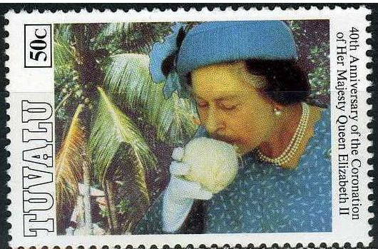 Queen-Elizabeth-Drinking-Kava-21.jpg